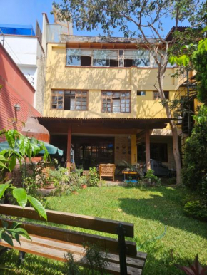 Garden House Miraflores